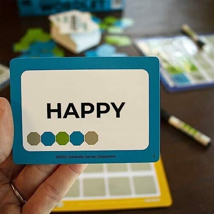 5-Letter Wordlet - A Confounding Word Strategy Board Game