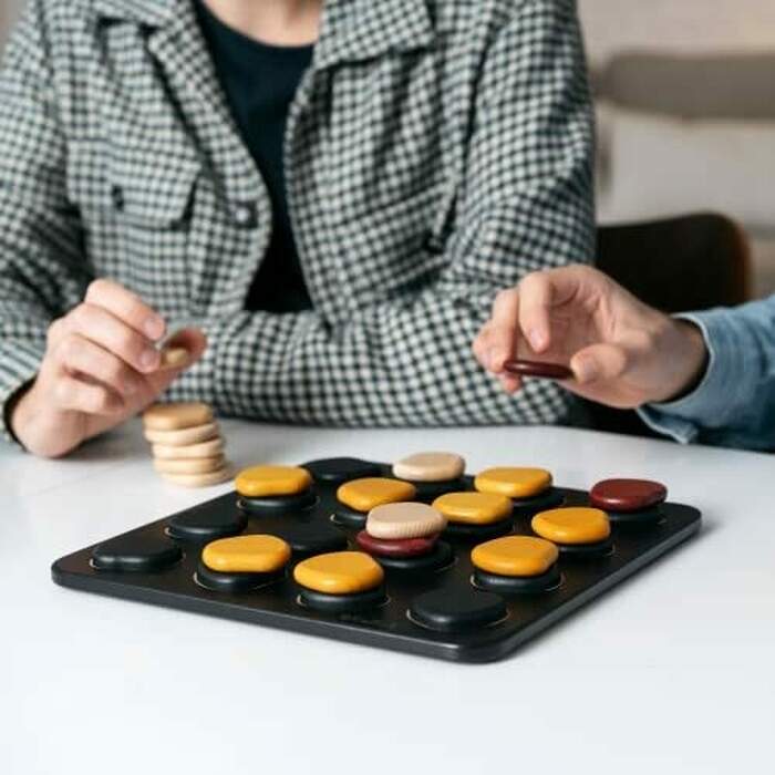 Qawale | Ages 8+ | 2 Players | 15 Minutes