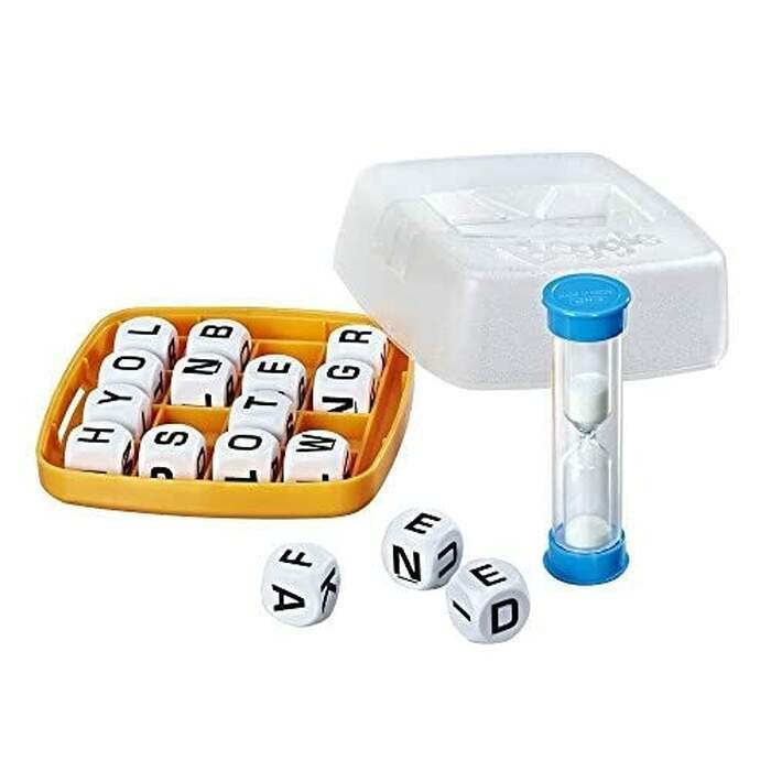 Boggle - Family Word Search Game C2187