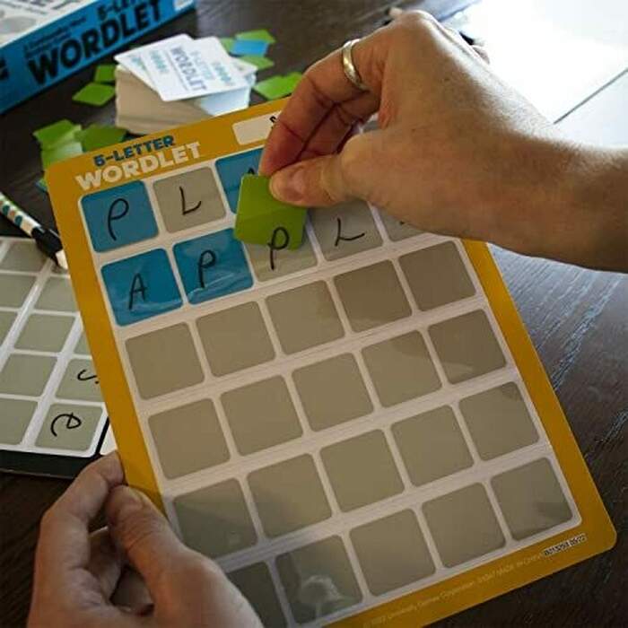 5-Letter Wordlet - A Confounding Word Strategy Board Game