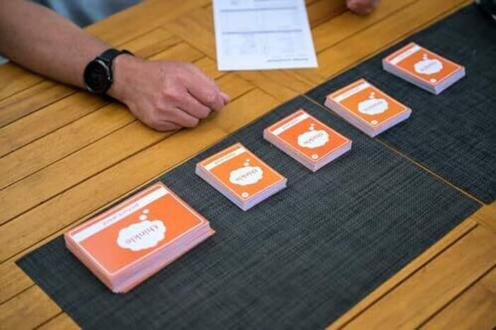Thinkle - the Hilarious Word Association Family Card Game