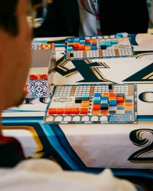 Azul